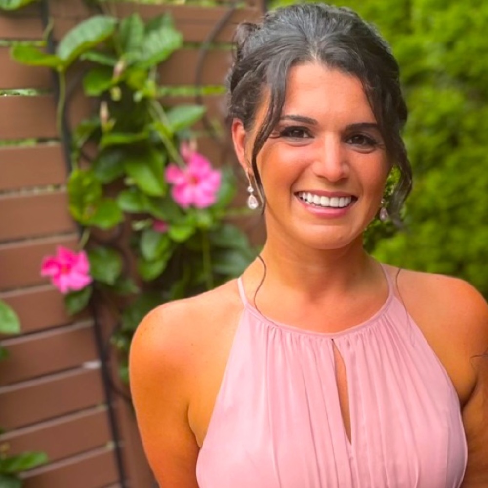 Meet your Posher, Caity!